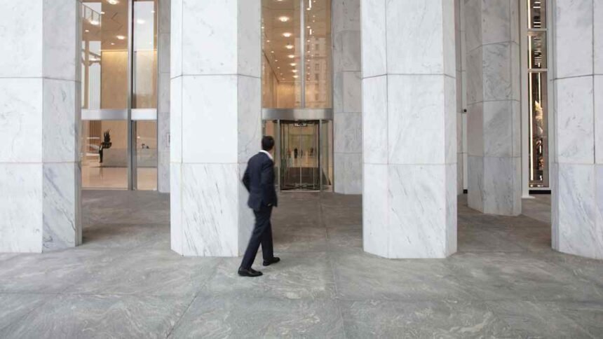 Law firm Weil prepares for possible wind-down as crisis deepens